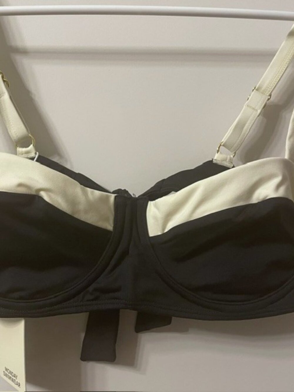NWT Monday Swimwear Clovelly Bikini Top Black Ivory Size Large - Picture 8 of 12